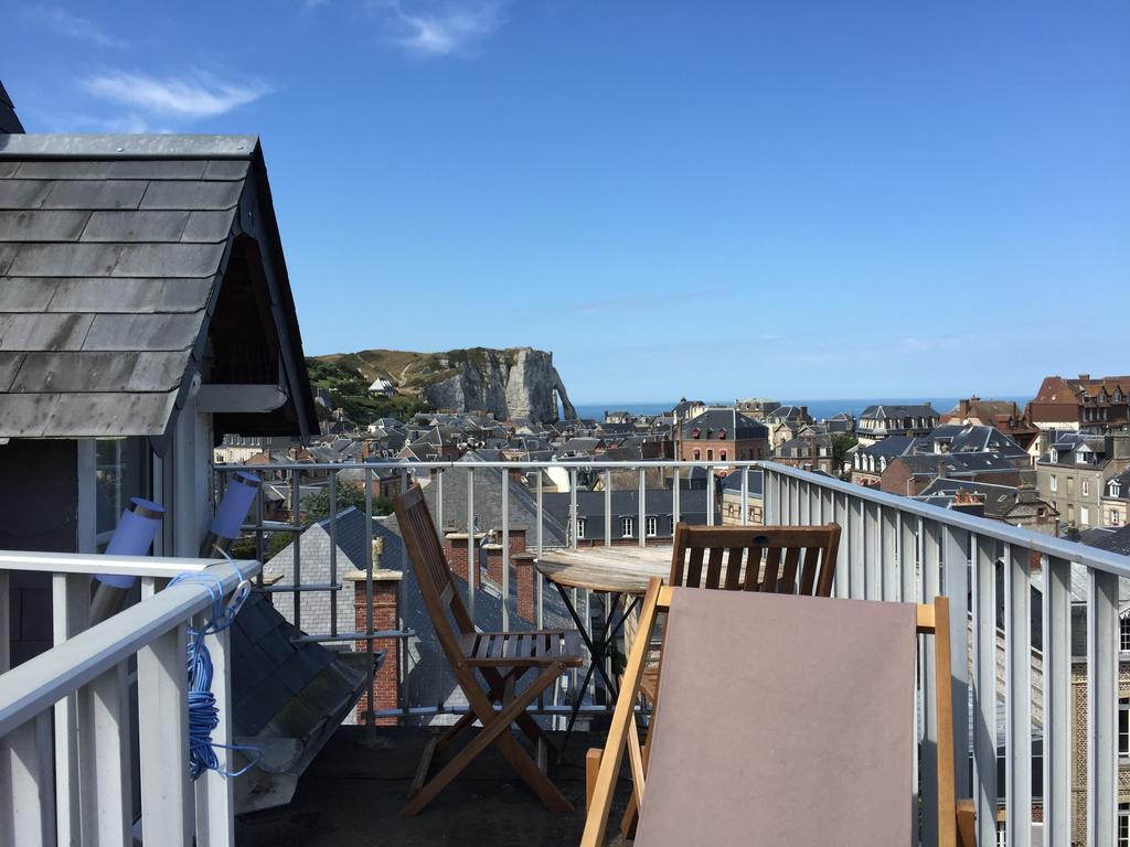 Le Loft Du Clocheton Lägenhet Étretat Exteriör bild